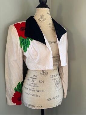 Deborah Laws vintage 90’s white linen poppy appliqué Bolero jacket size 8